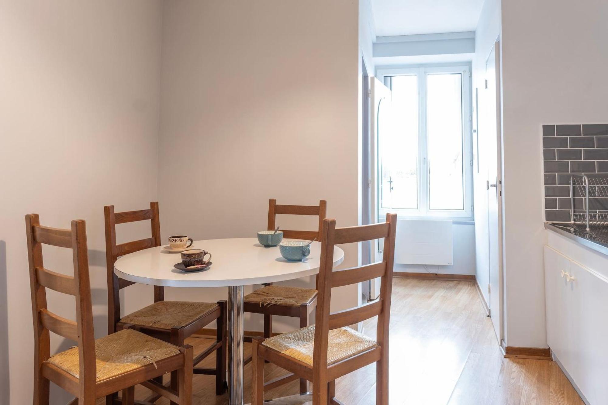 Grand Studio ✰ 35M² ✰ Centre ✰ 4Pers/2Lits ✰ Cuisine ✰ Wifi Cande Екстер'єр фото