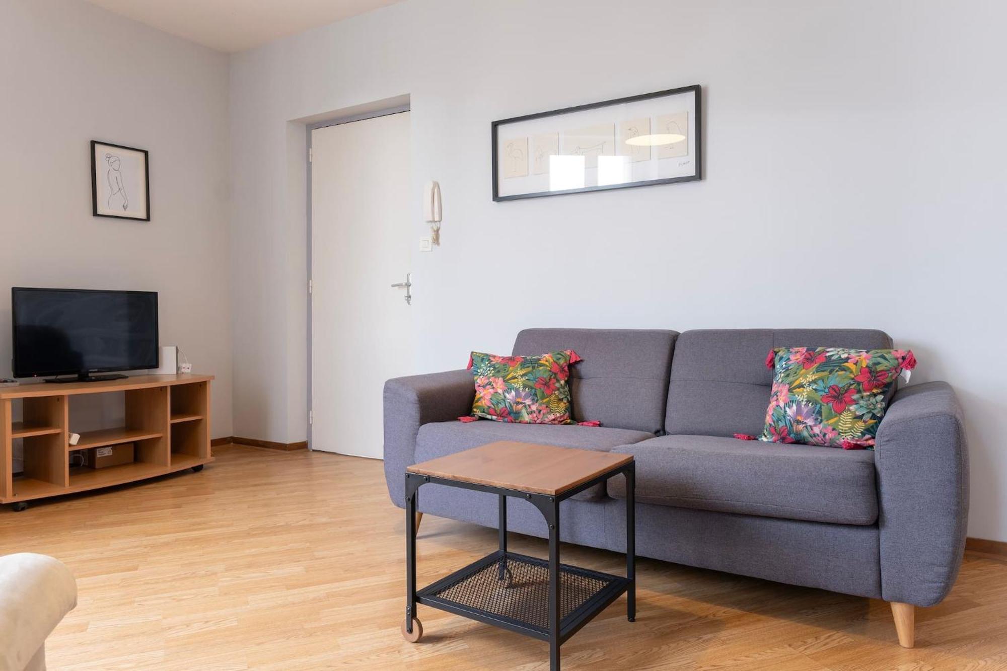 Grand Studio ✰ 35M² ✰ Centre ✰ 4Pers/2Lits ✰ Cuisine ✰ Wifi Cande Екстер'єр фото